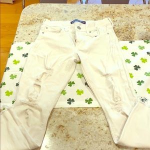 Like New! Express White Ripped Ankle Jeans